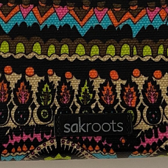Sakroots Zip Around Wallet Clutch Faux Leather Floral Print  Multiple Card Slots - Picture 6 of 11
